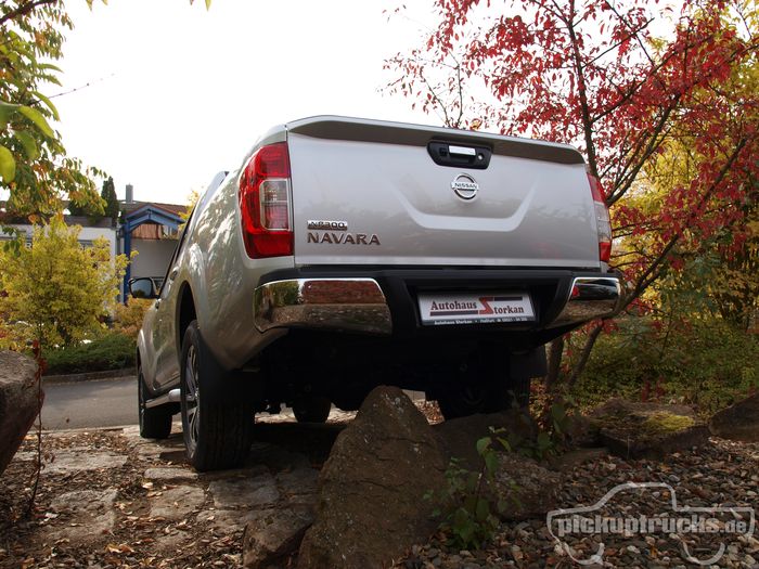 Nissan Navara NP300-08