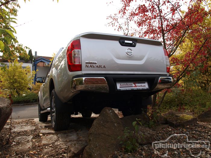 Nissan Navara NP300-08