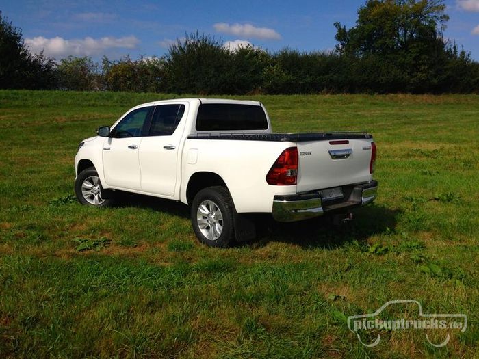 Toyota Hilux 2016-07