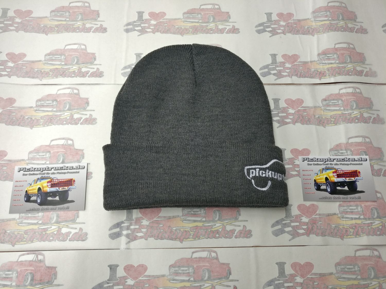 Pickuptrucks Beanie Grau