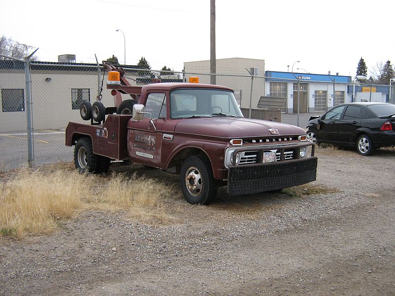 1966_Mercury_M-350_Tow_Truck