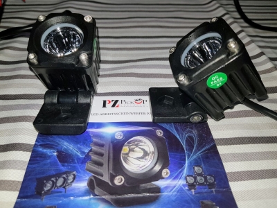 2x 2 LED Arbeitsscheinwerfer von Pickupzubeh&ouml;r.de